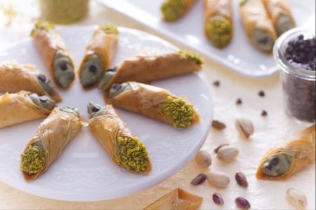 Cannoli de pâte filo à la pistache
