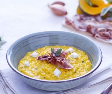 Risotto à la citrouille avec robiola et pancetta croustillante