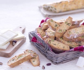 Cantucci à la pistache et chocolat blanc