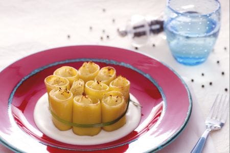 Paccheri farcis de morue sur fondue de fromage