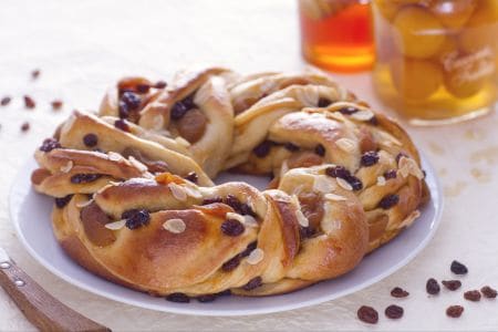 Couronne levée d'abricots et muscat