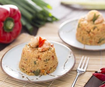 Riz sauté aux crevettes et noix de cajou