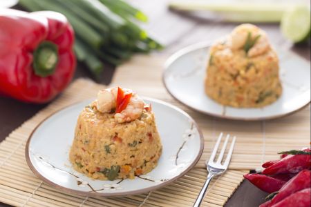 Riz sauté aux crevettes et noix de cajou