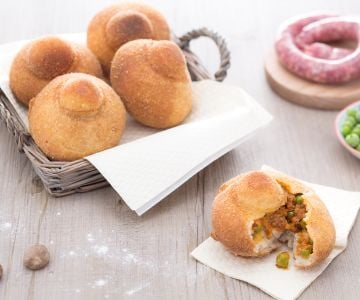 Rizzuole avec ragoût béchamel et petits pois