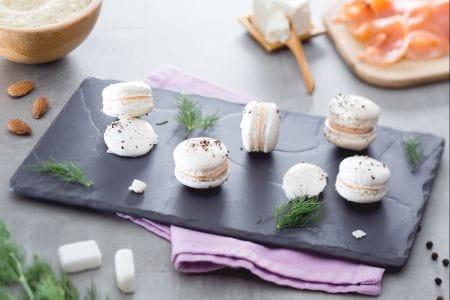 Macarons salés au saumon et à l'aneth