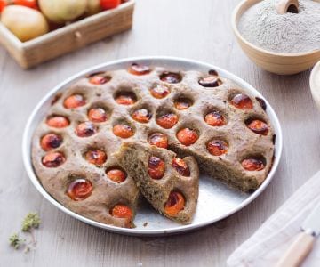 Focaccia de blé brûlé aux tomates cerises