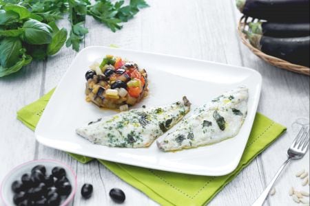 Dorade aux herbes avec caponata