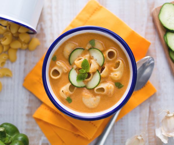 Pâtes froides au gaspacho