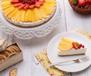 Cheesecake aux pêches sans lactose et sans gluten