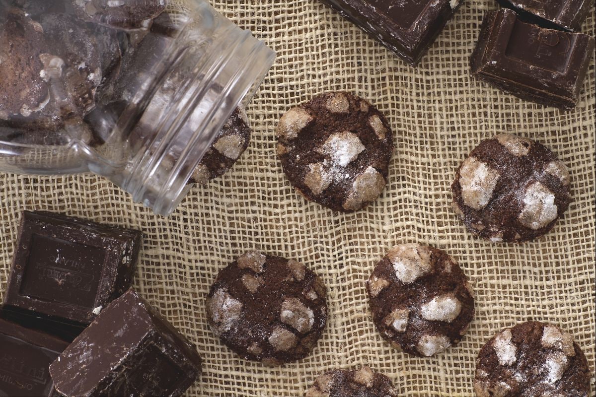 Biscuits craquelés au chocolat