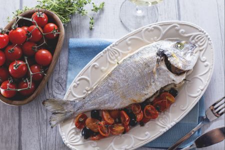 Dorade à la méditerranéenne