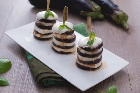Tour de aubergines et mozzarella
