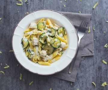 Pâtes au poulet et aux courgettes