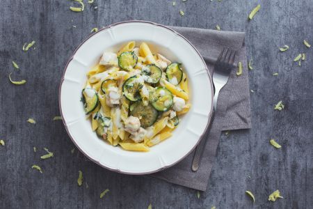 Pâtes au poulet et aux courgettes