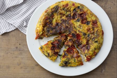 Omelette d'aubergines et tomates cerises