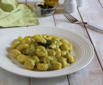 Gnocchi à la crème d'asperges