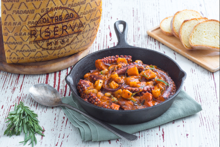 Poulpe et haricots en ragoût