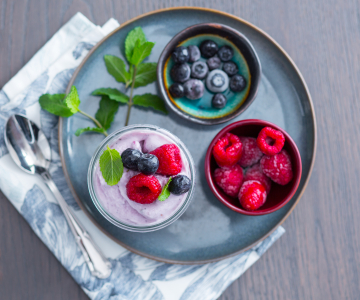 Glace sans sorbetière aux fruits rouges