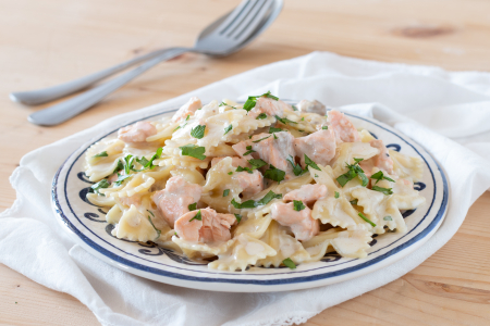 Farfalle au saumon frais