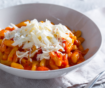 Cavatelli de pommes de terre avec tomates cerises et ricotta
