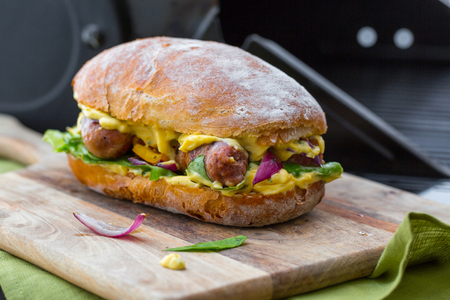 Verzini au bbq avec poivrons et oignons