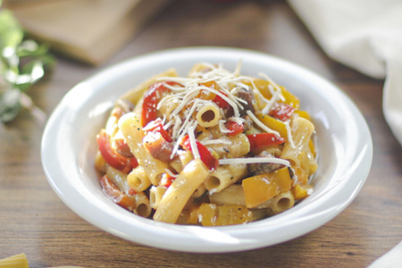 Pâtes aux poivrons et pancetta