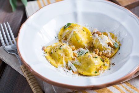 Raviolis farcis de pintade et Grana Padano