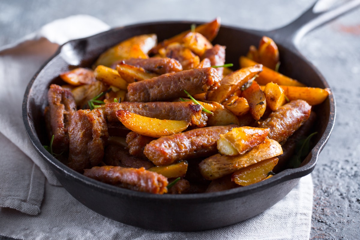 Saucisse et pommes de terre à la bière