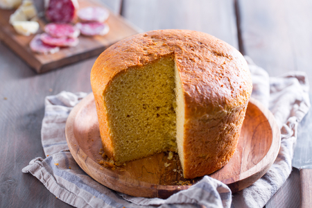 Crescia al formaggio