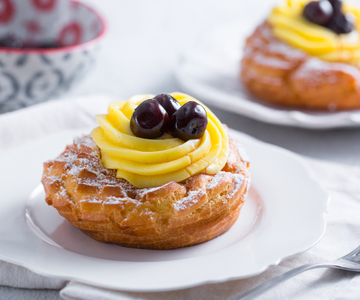 Zeppole napoletane