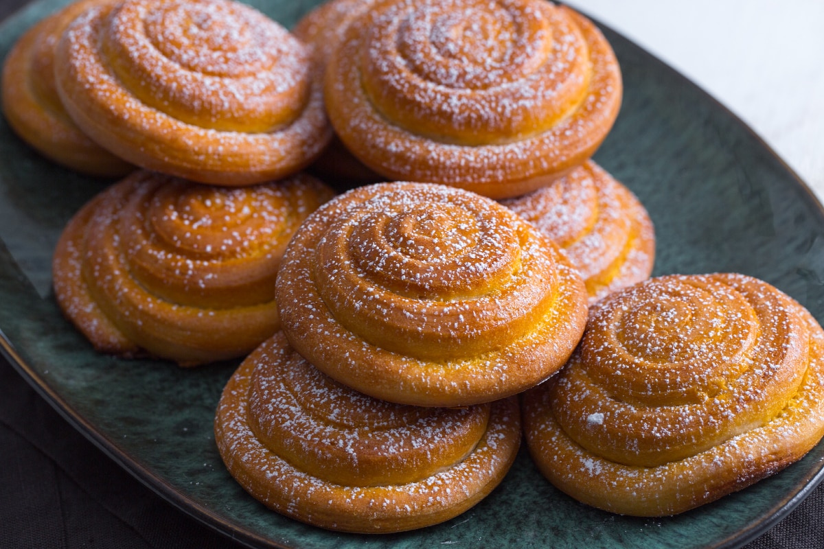 Roulés sucrés moelleux