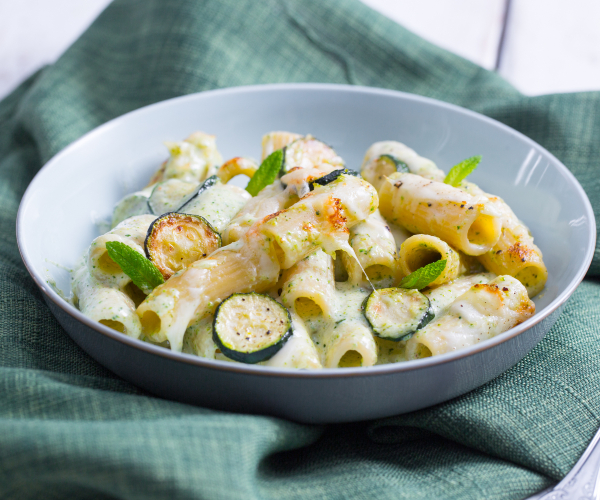 Pâtes au four avec crème de courgettes
