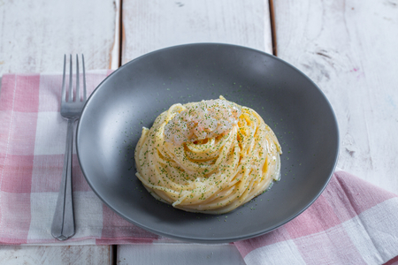 Spaghetti au citron rôti et langoustines