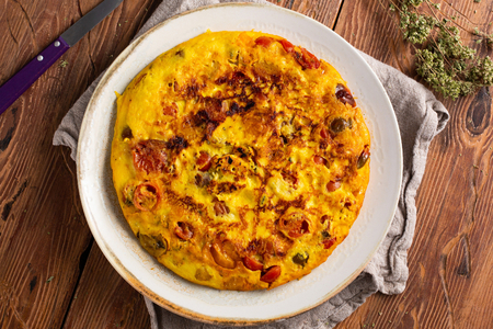 Omelette aux tomates cerises et pecorino