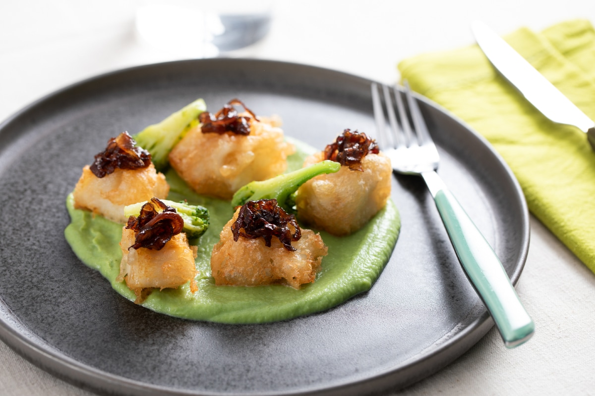 Morue en tempura avec brocolis