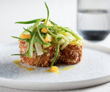 Côtelette d'espadon avec salade de puntarelle