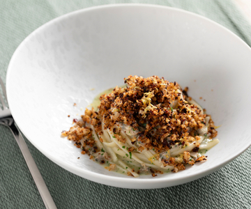 Linguine aux palourdes et poivrons cruschi