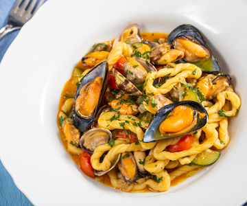 Lorighittas avec sauce aux fruits de mer