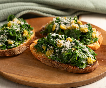 Bruschetta aux fèves et herbes
