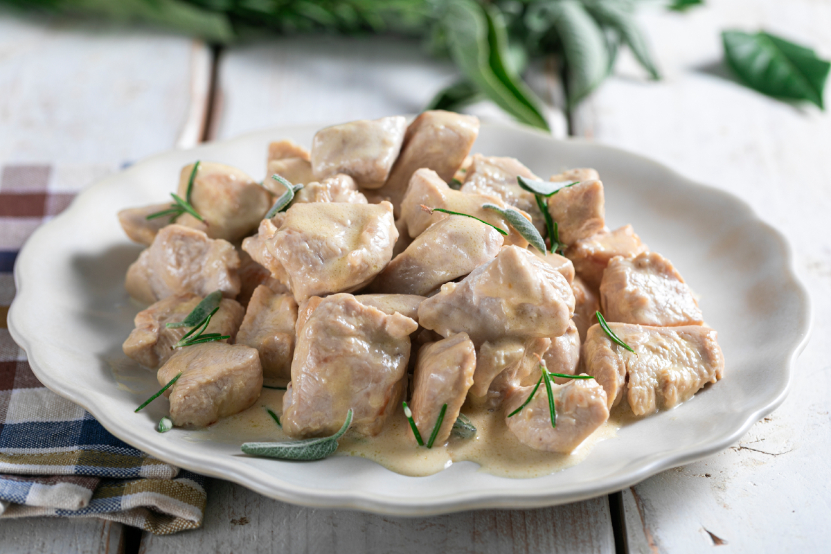 Dinde à la poêle moelleuse