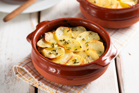 Galettes de pommes de terre, épinards et radicchio