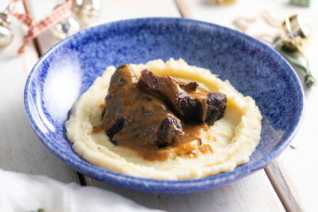 Joue de bœuf braisée
