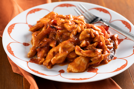 Émincé de poulet aux poivrons