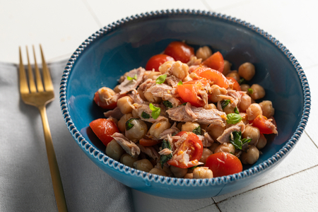 Salade de pois chiches et thon