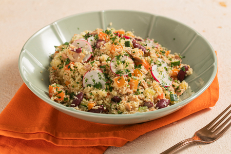 Couscous aux légumes et thon