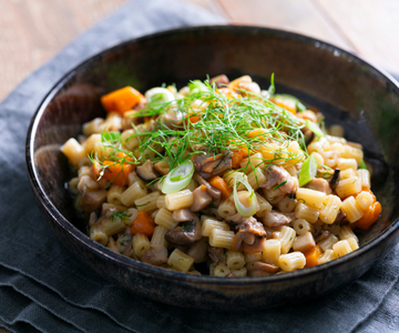 Pâtes aux palourdes, potiron et champignons