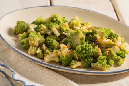 Chou romanesco à la poêle