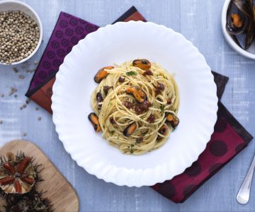 Spaghetti aux moules et oursins