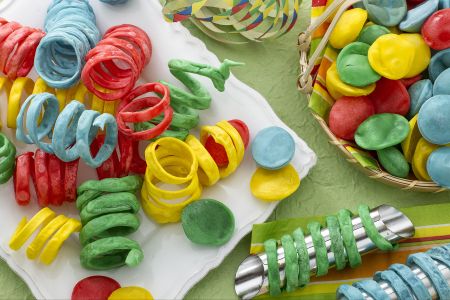 Confettis et serpentins