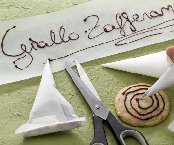 Comment faire un cornet en papier sulfurisé